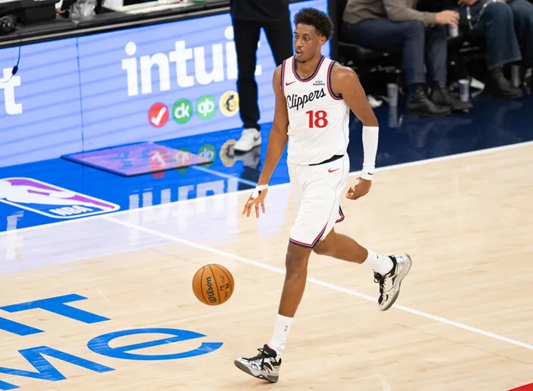 Aday Mara y Baba Miller ganan protagonismo y Jokic alcanza su 200 triple-doble