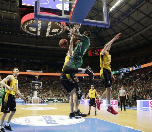 El Unicaja se impone en un gran último cuarto al Iberostar y buen debut de Eyenga