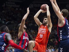 El Valencia busca eliminar al Baskonia para estar en la final y en la Euroliga