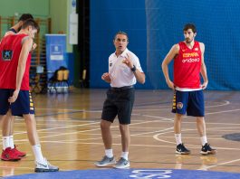 Scariolo dice tener alguna duda en los últimos convocados y le preocupa el sistema defensivo