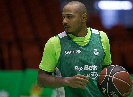 Betis-Real Madrid y Fuenlabrada-Zaragoza, partidos para esta tarde