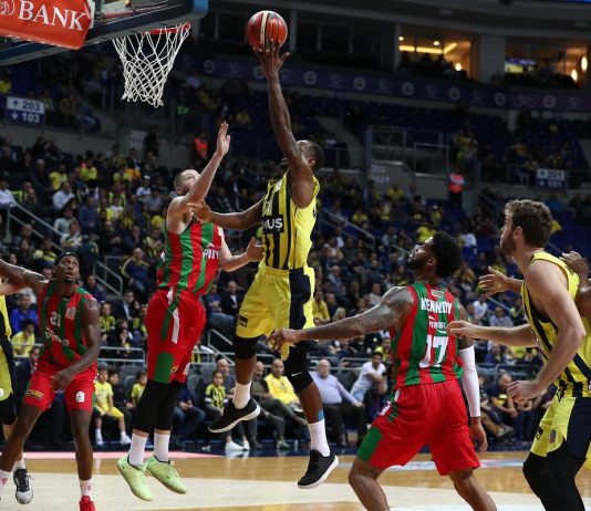 El CSKA, líder invicto tras ganar al Khimki; el Efes cumple en la liga turca
