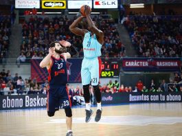 El Baskonia perdió 25 puntos de ventaja pero acabó ganando al Barça (85-82); Unicaja se impone al Armani (74-71)