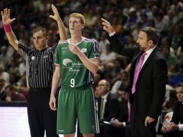 Joan Plaza, el técnico con más partidos al frente del equipo, abre la puerta a renovar en el Unicaja