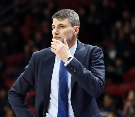 Nacho Rodríguez quiere un entrenador ya, para la Copa; Perasovic habría dicho no y Pesic, contactado