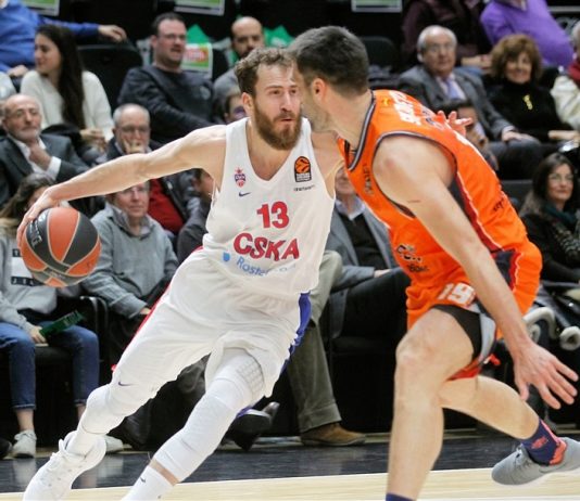 El Valencia Basket se da el gustazo de ganar al líder; el Baskonia se aleja del playoff