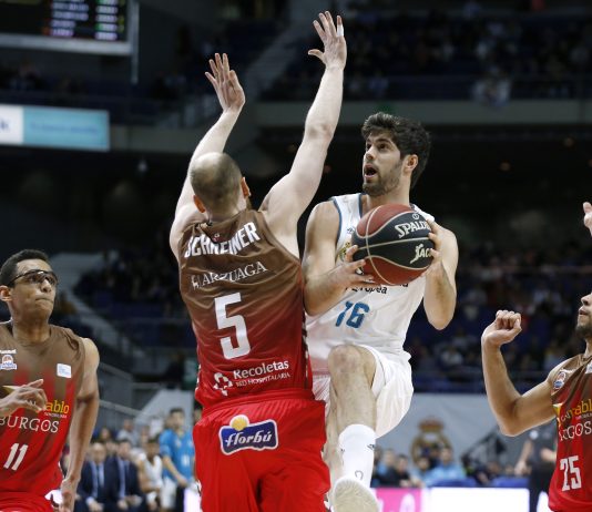 El Real Madrid derrota a un Burgos que apretó el resultado pero no pudo forzar un final igualado