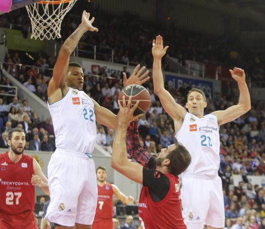 El Real Madrid arrasó en la primera mitad y sesteó en la segunda pero ganó en Zaragoza (81-96)