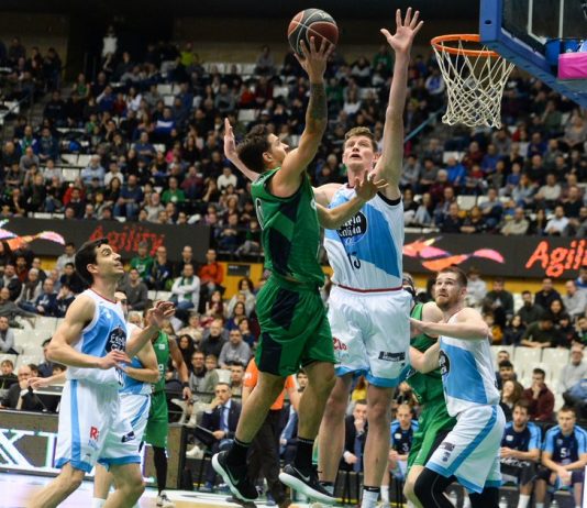 El Joventut pierde sobre la bocina contra el Obradoiro (62-63) tras remontar y sigue colista