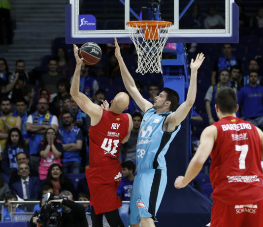 Estudiantes va a más y mete en serios problemas al Zaragoza; el Bilbao Basket