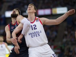 El Baskonia quiere creer: recibe al Fenerbahce y busca alargar la serie