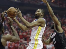 Los Warriors roban el factor cancha en Houston en el inicio de la final del Oeste