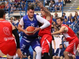 86-74: el Melilla fuerza el desempate al Manresa por el ascenso