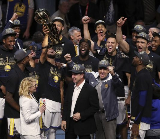 Los Warriors alargan su dinastía con un 4-0 a los Cavaliers y su tercer anillo