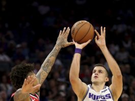 Palizas a domicilio de Warriors, Clippers y Bucks; Doncic brilla pero con derrota