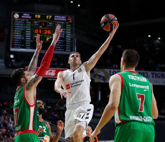 El Real Madrid arrolló al Baskonia en el tramo final (97-79)