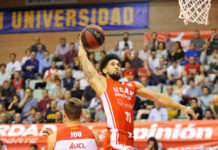 El Breogán se lleva un flojo derbi gallego (69-56); el Manresa gana y deja tocado al UCAM Murcia (79-84)