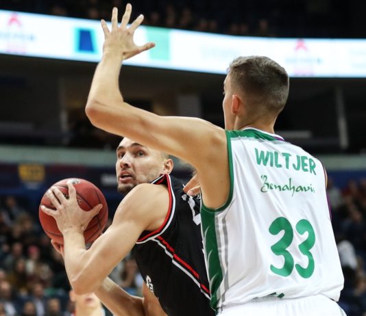 El Valencia Basket debuta con victoria y derrotas a domicilio de Andorra y Unicaja