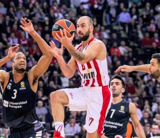 El Real Madrid se hundió en el último cuarto ante el Olympiacos y sufrió la primera derrota (88-83)