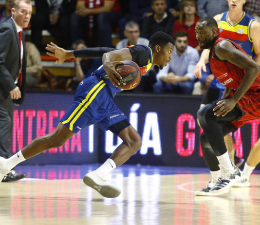 Cinco partidos esta tarde-noche con la lucha por la Copa para Valencia, Iberostar y Manresa y por la permanencia en el Andorra-Estudiantes