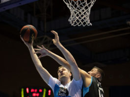 El Obradoiro se aleja de la zona de descenso y deja abajo al Estudiantes; el GBC coge aire tras gana en Andorra