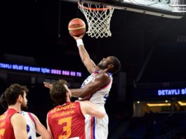 Clasificación: Efes, Olympiacos y Barcelona se afianzan y quedarían dos plazas de playoff para cinco aspirantes