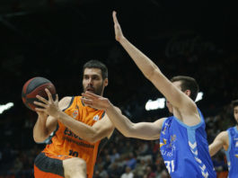 El Valencia Basket gana un emocionante partido al San Pablo Burgos; el Zaragoza vence tras una prórroga en Donostia