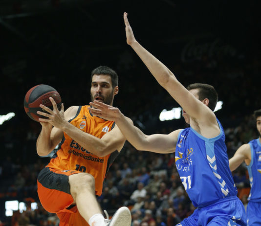 El Valencia Basket gana un emocionante partido al San Pablo Burgos; el Zaragoza vence tras una prórroga en Donostia