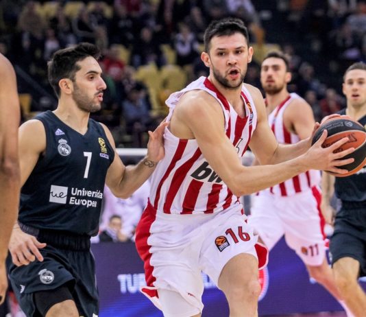 El Real Madrid recibe al Olympiacos y puede hacerle un buen favor al Barça si ganan