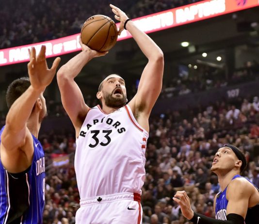 Derrota de los Raptors, crisis en los Spurs y los Nuggets, viento en popa; así van las clasificaciones