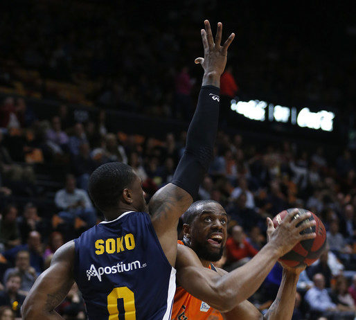 El Gran Canaria respira un poco tras ganar el derbi; el Valencia Basket arrolla al UCAM Murcia