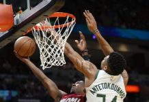 Los Bucks afianzan su liderato; Pistons, Spurs y Clippers dan otro paso para estar en playoffs