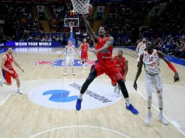 El Baskonia cae ante el CSKA pero está en los playoff gracias a la derrota del Armani Milan