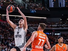El Valencia Basket tuvo el estreno soñado para el magnífico Roig Arena: De Larrea lideró el triunfo contra la Virtus (103-94)