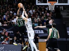 El Real Madrid cierra una gran semana de victorias a domicilio con susto final en Badalona (75-80)