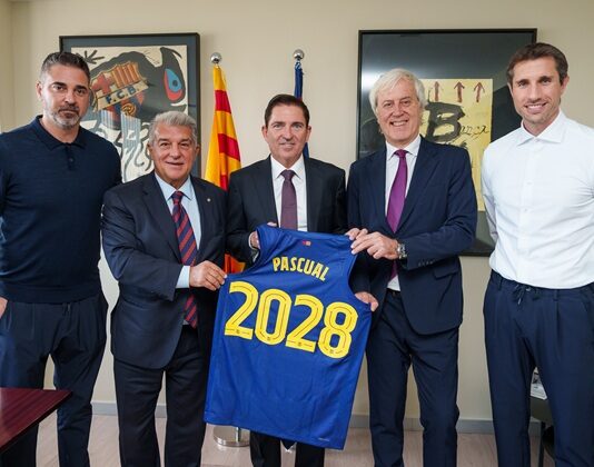 Xavi Pascual inicia su nueva etapa en el Barcelona, mantiene a los ayudantes de Peñarroya y debutará en la pista del Efes