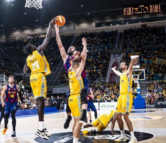 El Barcelona hizo su mejor juego en el último cuarto para derrotar al Granca (61-72)