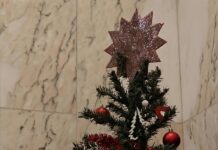 Feliz Navidad/Bon Nadal/Eguberri on/Bo Nadal a todos nuestros lectores y aficionados