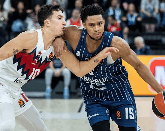 El Baskonia acaba con el gafe a domicilio tras vencer al Efes (75-89)