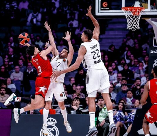 El Real Madrid se divierte y aplasta al Armani Milano (106-77)