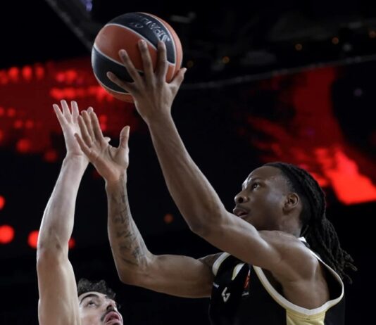 El Valencia cumple sin problemas y sin forzar la máquina ante el Asvel (82-67)