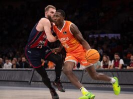 Omari Moore también renueva en el Valencia Basket y ahora una ampliación de contrato de Jean Montero es el objetivo