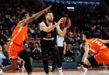 De Larrea metió dos tiros libres para una victoria épica contra el Olympiacos (85-84)