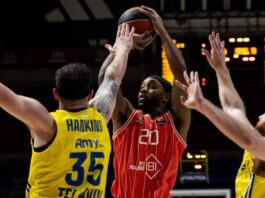 El Hapoel ganó el choque aplazado al Maccabi y se mete en playoffs