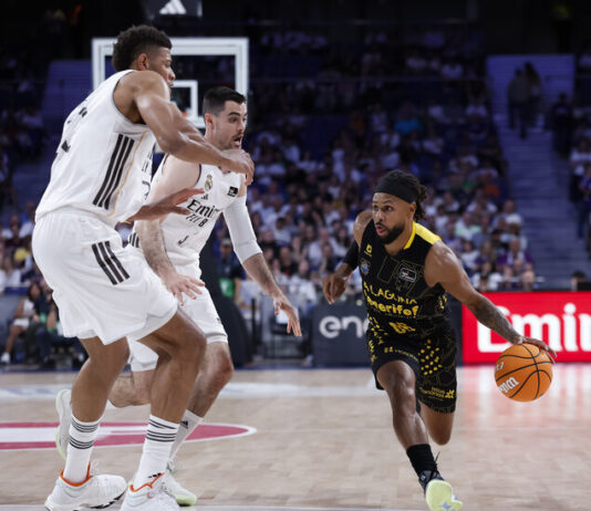 El Laguna Tenerife lució a dos leyendas, Huertas y Mills, para imponerse al Real Madrid (90-95)