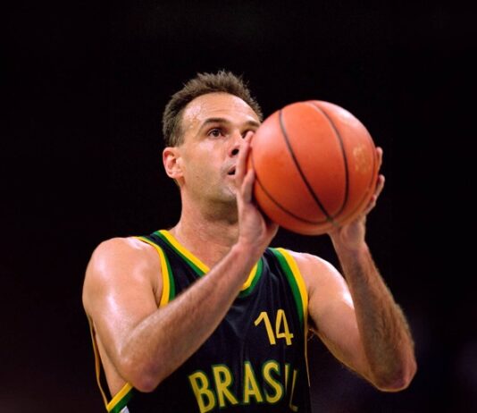 Luto en el baloncesto mundial por el adiós de una leyenda: Oscar Schmidt Becerra