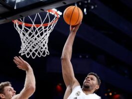 El Laguna Tenerife lució a dos leyendas, Huertas y Mills, para imponerse al Real Madrid (90-95)