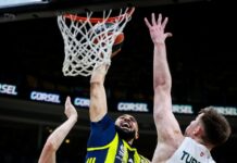 El Fenerbahce y el Olympiacos demostraron su poderío en casa para colocar el 1-0