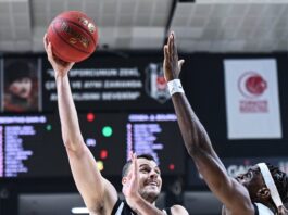 El Bilbao Basket tendrá que remontar seis puntos al Paok; el JL Bourg sorprende al Besiktas en la final