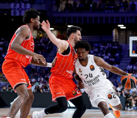 El Real Madrid destroza al Hapoel (102-75) para un claro 2-0